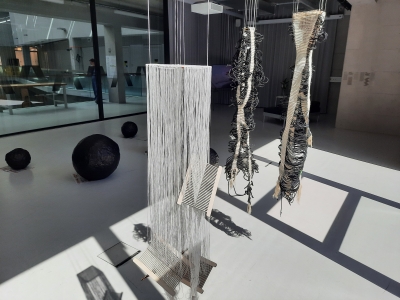 TEX Textil - Freie, angewandte und experimentelle künstlerische Gestaltung © Nina Wandruszka